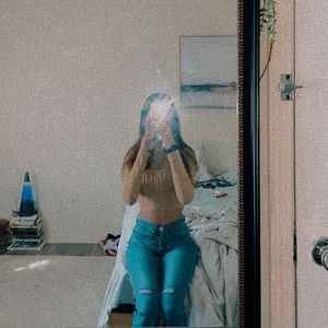 Meet your Posher, Giana